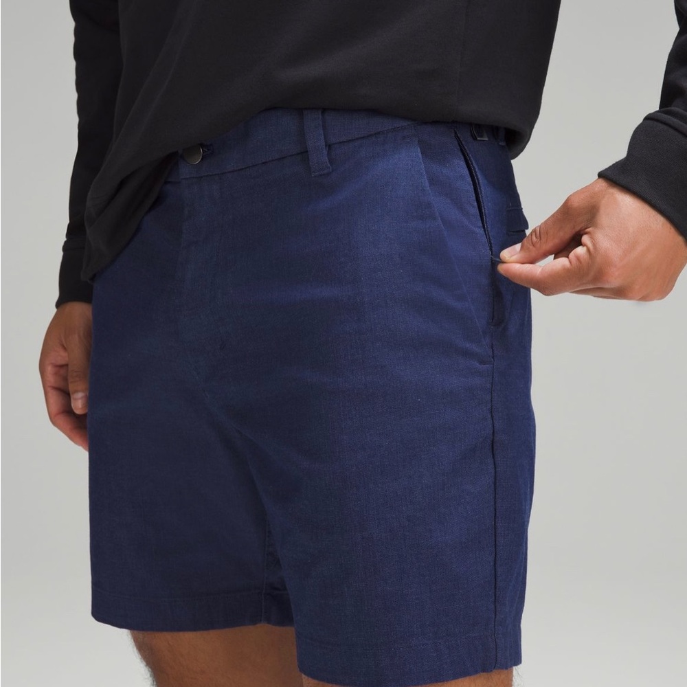Commission Classic-Fit Short 7” *Oxford